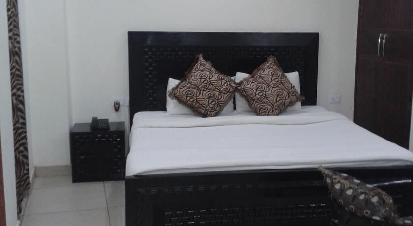 Hotel Kundan Palace Ню Делхи Екстериор снимка