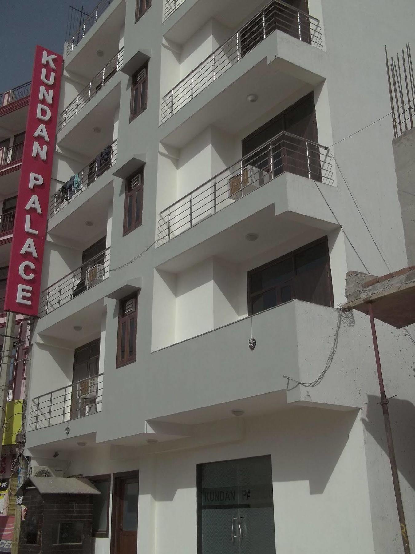 Hotel Kundan Palace Ню Делхи Екстериор снимка